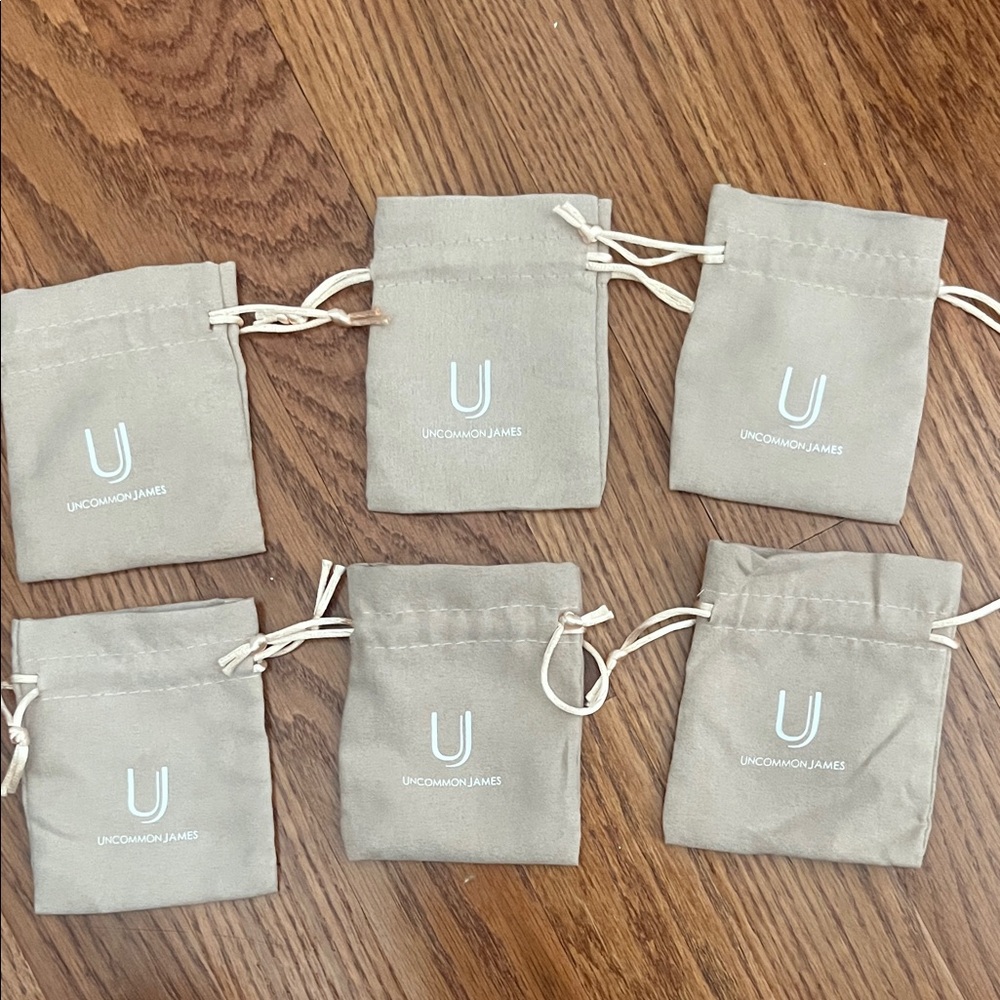 6 jewelry bags